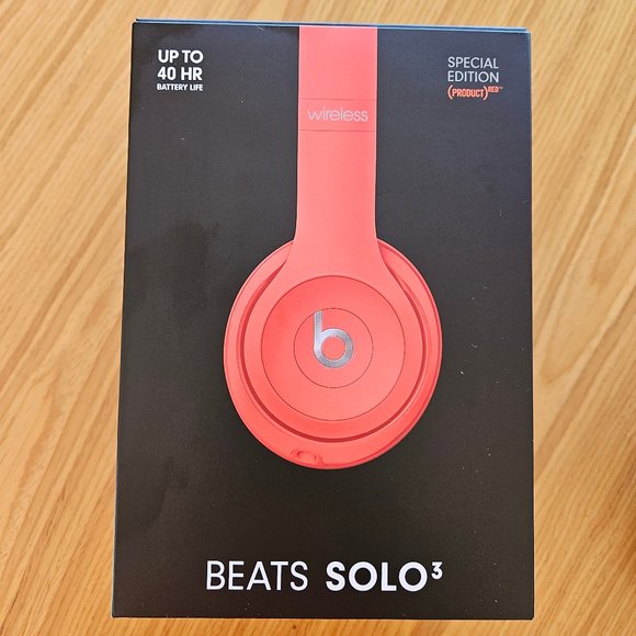 Beats Solo 3 On Ear Red Headphones NIB - Picture 1 of 8